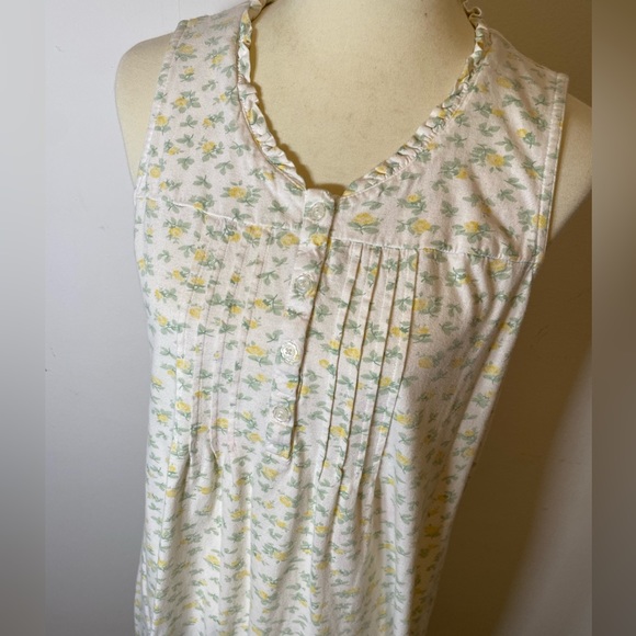 COPY - Laura Ashley Vintage Nightgown - Picture 2 of 11